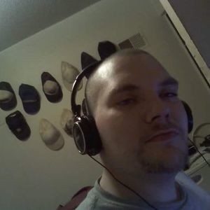 Meet your Posher, Max